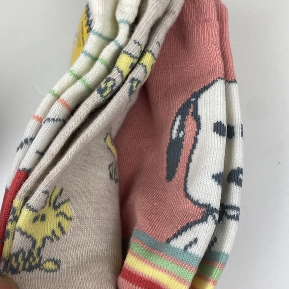 Snoopy Peanuts no show socks set of 3 Snoopy and Woodstock designs NEW - Picture 7 of 12